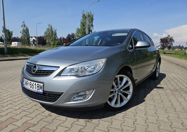 Opel Astra cena 21500 przebieg: 232000, rok produkcji 2009 z Wrocław małe 436